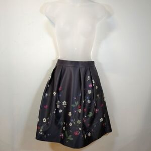 H&M Women's Floral A-Line Skirt With Pockets, Size 10